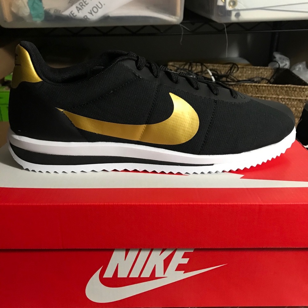 Nike Cortez Ultra QS Size 11.5